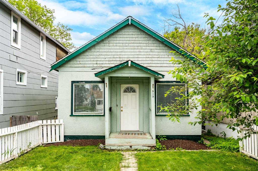 919 20 Avenue NW, A2318248, Alberta,
