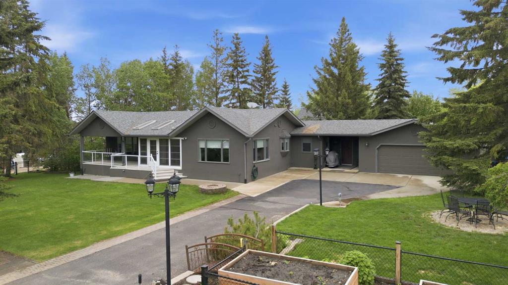 Third View of 202, 36214 Range Road 250  , Edwards, Rural Red Deer County, Alberta, T0M 1R0