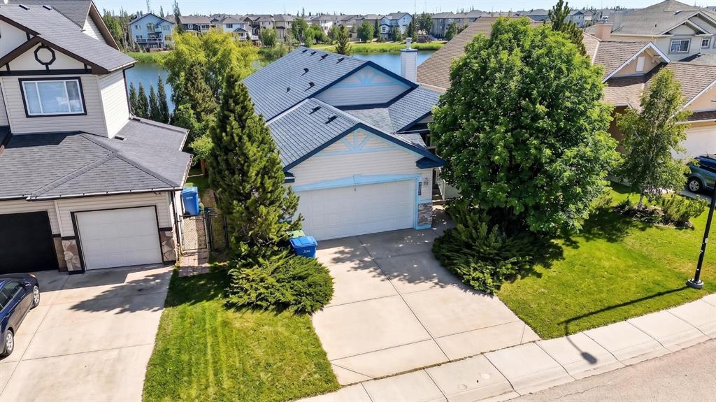 Third View of 136 West Creek Glen , West Creek, Chestermere, Alberta, T1X 1P8
