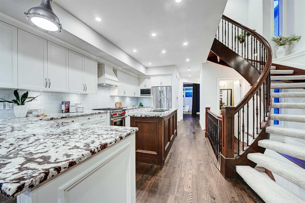 Fifth View of 922 5 Street NW, Sunnyside, Calgary, Alberta, T2N 1R2