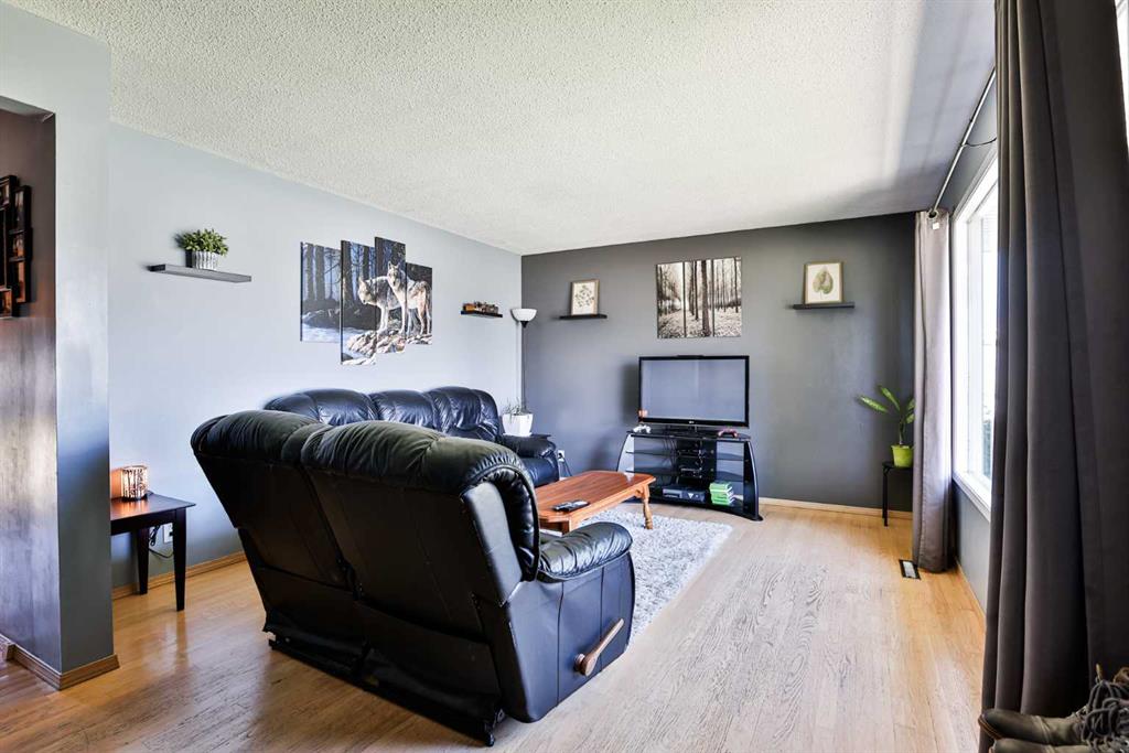 Fourth View of 2700 12 Avenue N, Winston Churchill, Lethbridge, Alberta, T1H 4A9