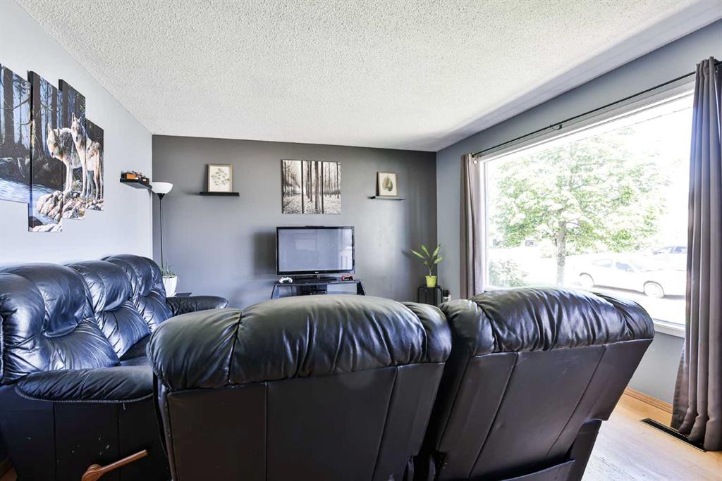 Fifth View of 2700 12 Avenue N, Winston Churchill, Lethbridge, Alberta, T1H 4A9