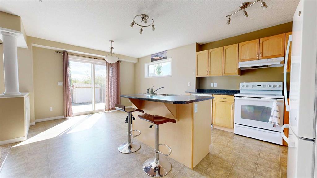 Third View of 10209 Landing Drive , Crystal Landing, Grande Prairie, Alberta, T8X 0B5