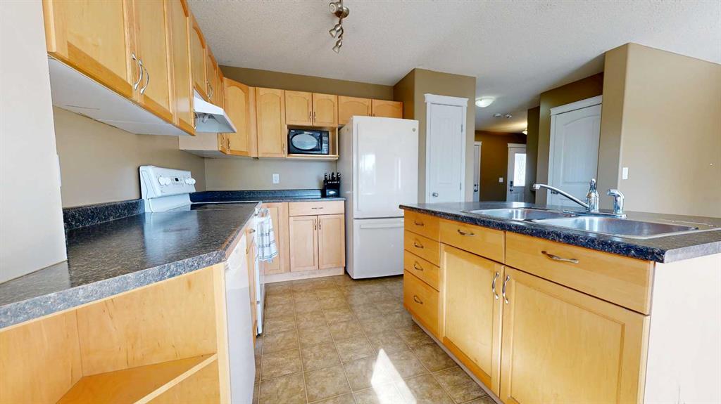 Fourth View of 10209 Landing Drive , Crystal Landing, Grande Prairie, Alberta, T8X 0B5