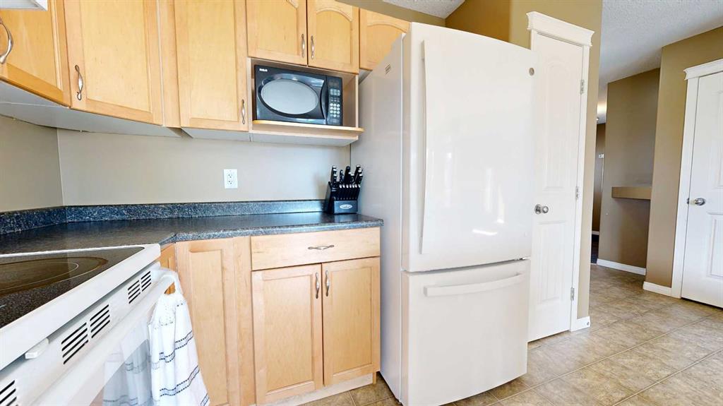 Fifth View of 10209 Landing Drive , Crystal Landing, Grande Prairie, Alberta, T8X 0B5