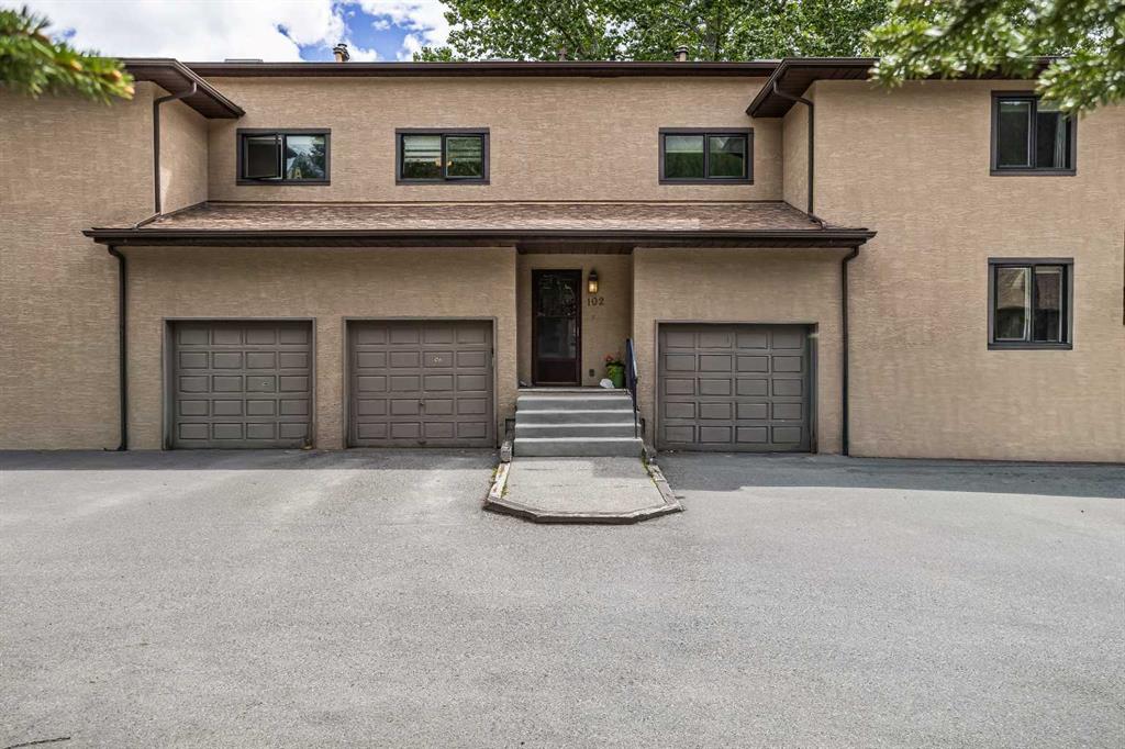 102, 200 Three Sisters Drive  , A2318341, Alberta,