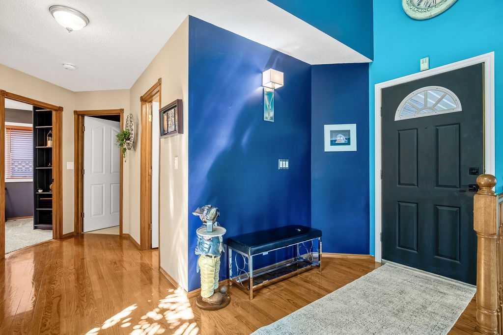 Fourth View of 1399 Sunwood Road SE, Sundance, Calgary, Alberta, T2X 2L5