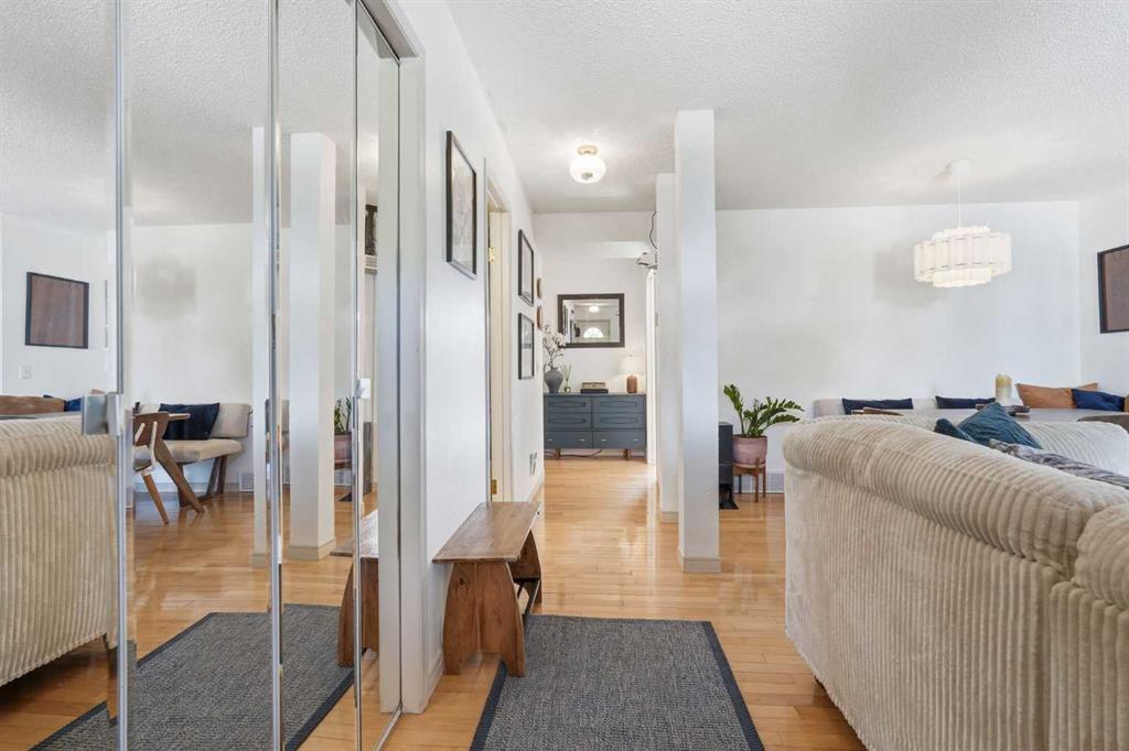 Fourth View of 3031 23 Avenue SW, Killarney/Glengarry, Calgary, Alberta, T3E 0J3