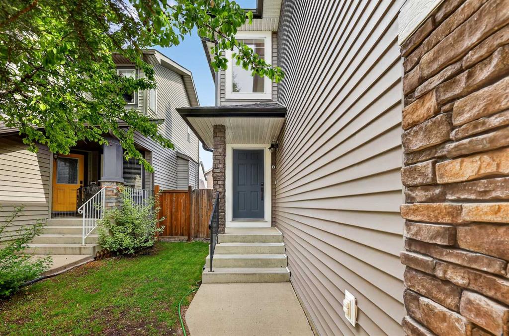 Third View of 32 Everglen Grove SW, Evergreen, Calgary, Alberta, T2Y 4Z3