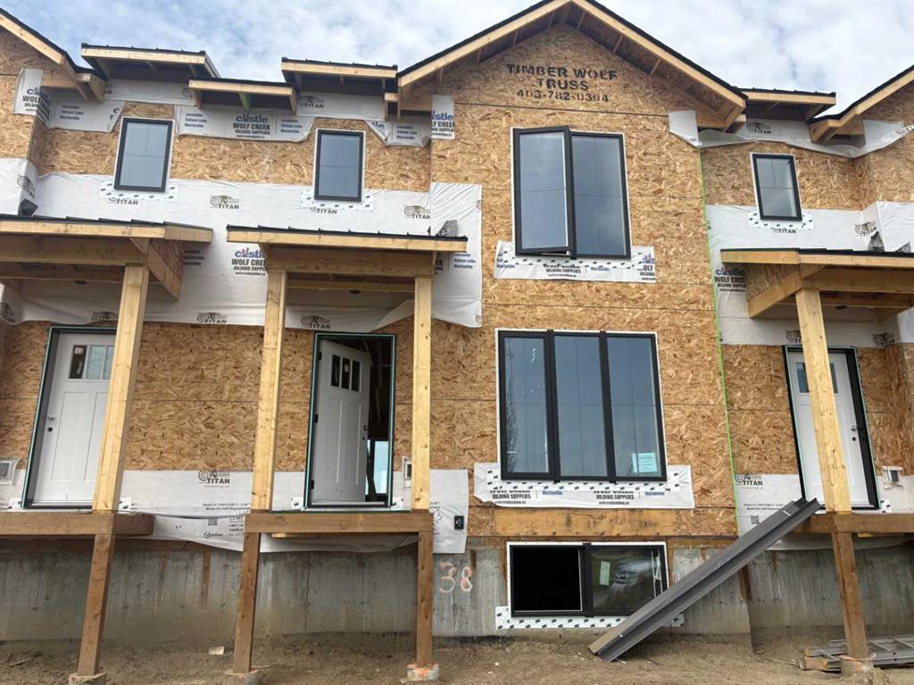 38 Station Drive , A2318463, Alberta,
