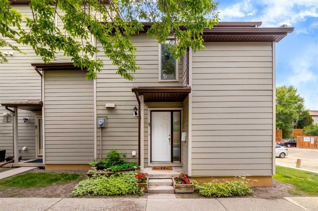 Fourth View of 1, 103 Grier Terrace NE, Greenview, Calgary, Alberta, T2K 5Y6