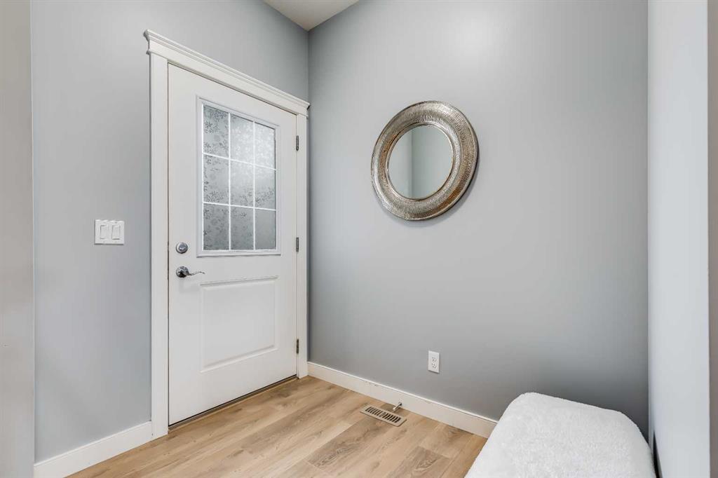 Fourth View of 100 Nolancrest Circle NW, Nolan Hill, Calgary, Alberta, T3R 0T7