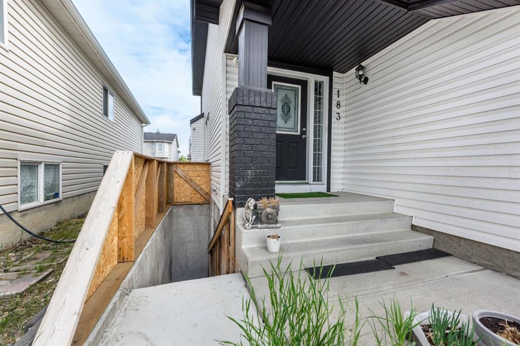 Fourth View of 183 Saddleback Road NE, Saddle Ridge, Calgary, Alberta, T3J 4K6