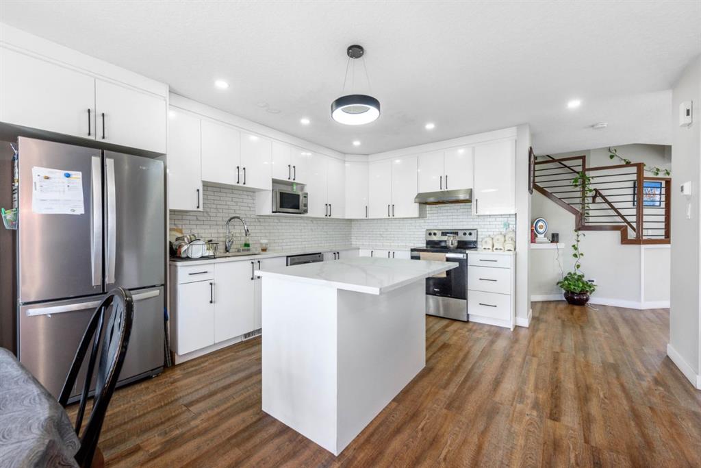 Fifth View of 183 Saddleback Road NE, Saddle Ridge, Calgary, Alberta, T3J 4K6