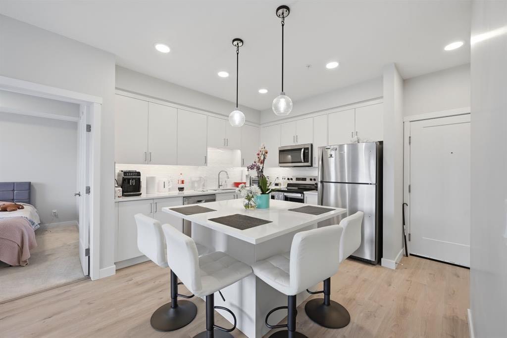 Fourth View of 104, 660 Shawnee Square SW, Shawnee Slopes, Calgary, Alberta, T2Y2N6