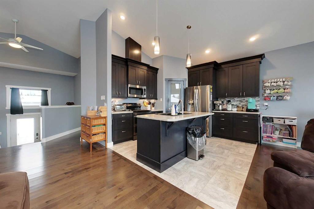 Fifth View of 204 13 Street SE, NONE, Slave Lake, Alberta, T0G 2A3