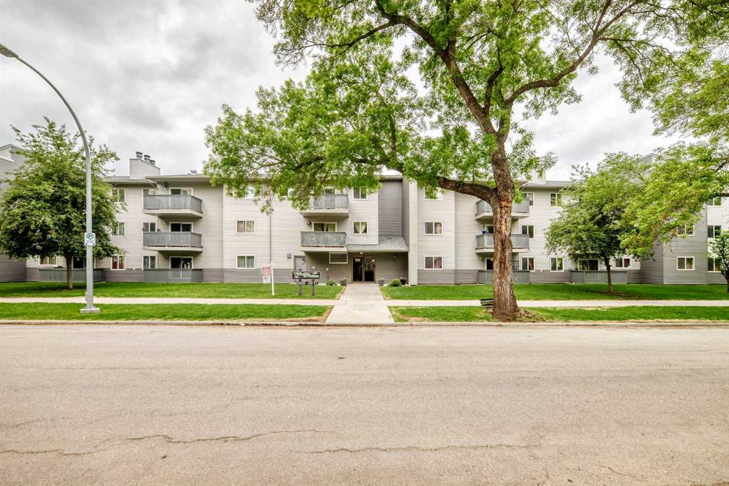 305, 10838 108 Street NW, A2318648, Alberta,