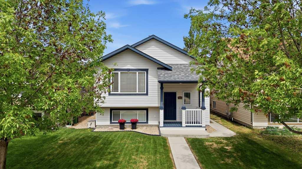 300 Lancaster Drive , A2318699, Alberta,
