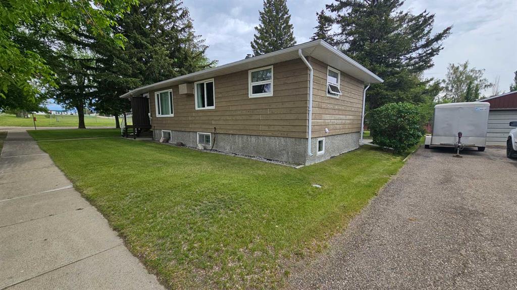 Third View of 132 5 Avenue NE, NONE, Milk River, Alberta, T0K 1M0