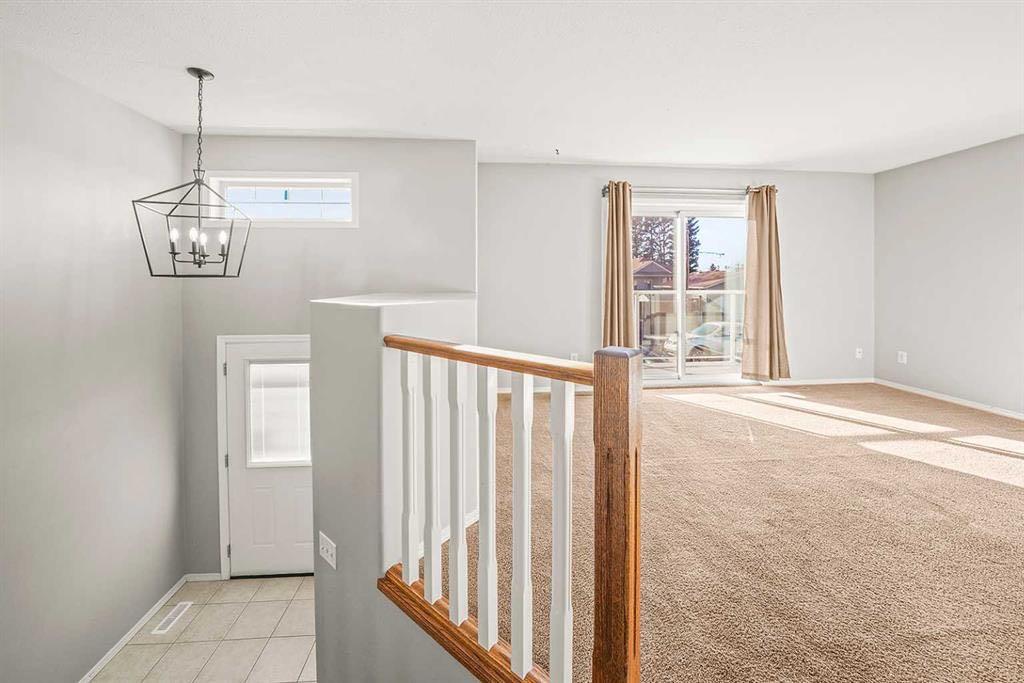 Fifth View of 5, 4626 44 Street , Palo, Sylvan Lake, Alberta, T4S 1W7