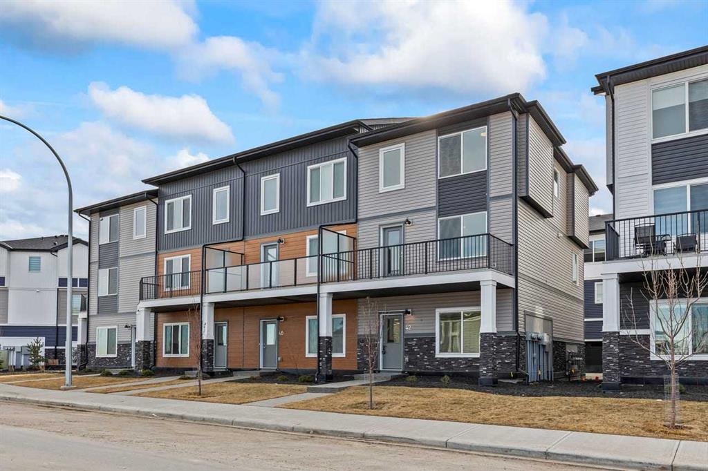 42 Corner Glen Manor NE, A2318765, Alberta,