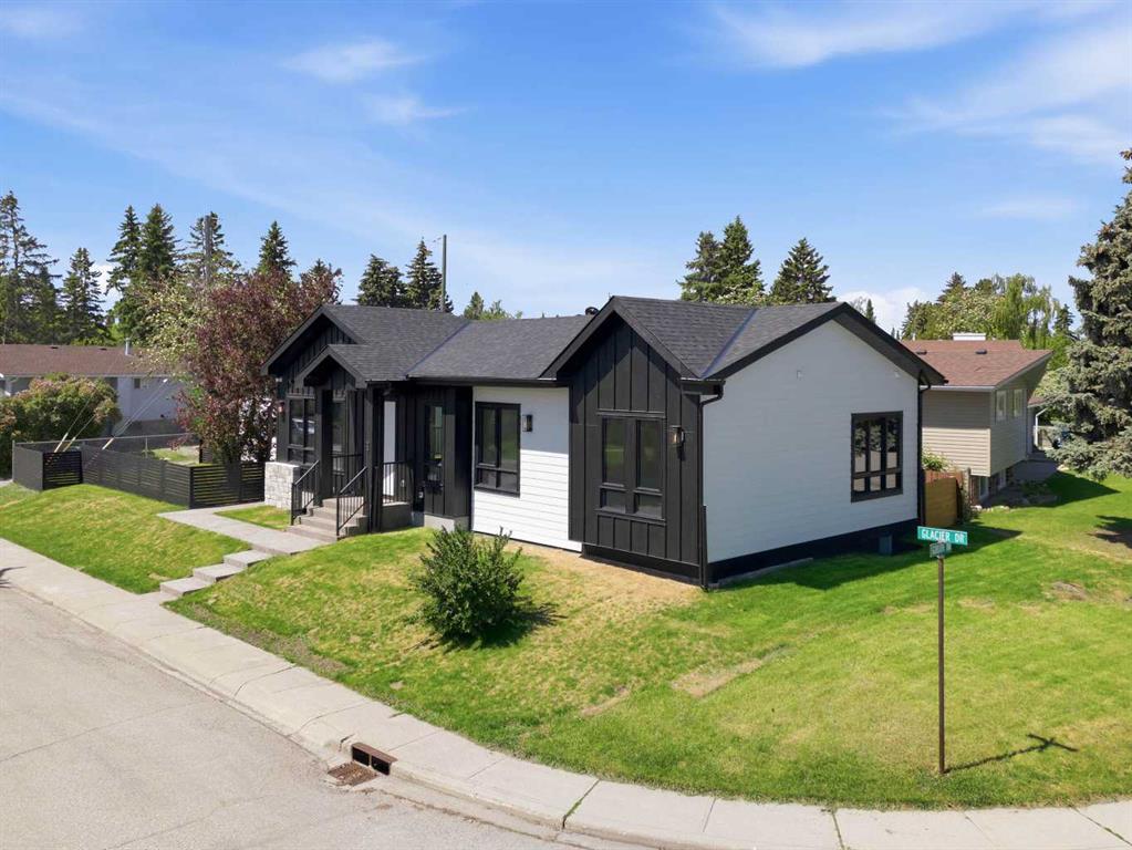 Fourth View of 27 Glacier Drive SW, Glamorgan, Calgary, Alberta, T3E 5A2