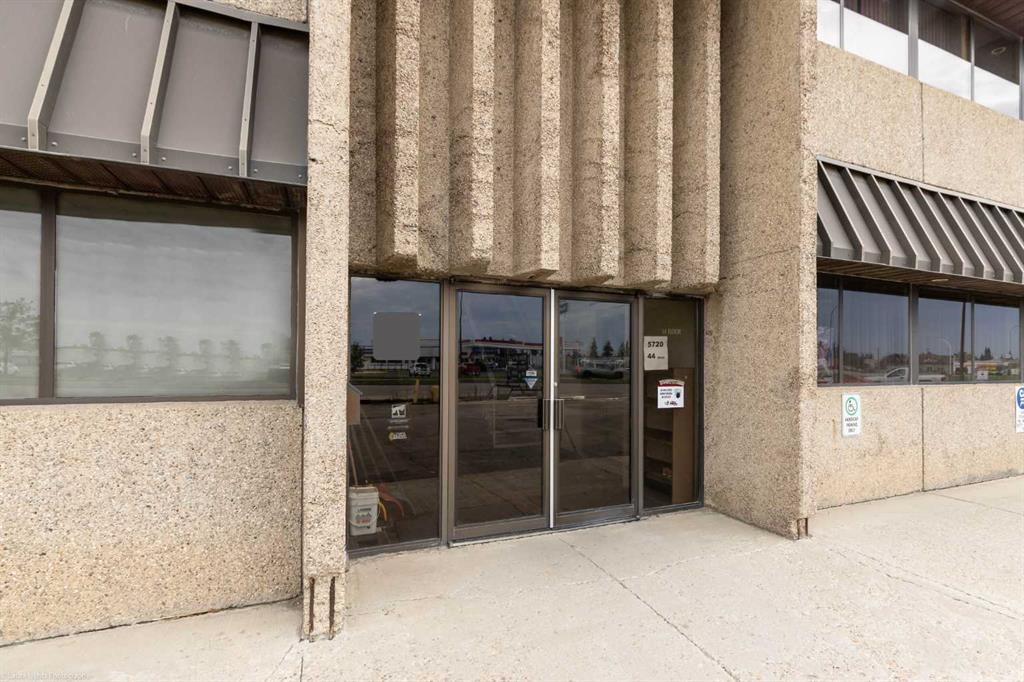 Third View of SE Part, Top Floor 5720 44 Street , West Lloydminster, Lloydminster, Alberta, T9V 0B6