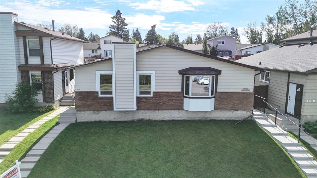 3206 51 Street SW, A2318888, Alberta,