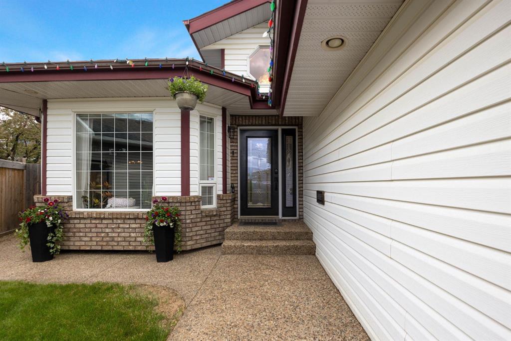 Fourth View of 116 Castle Ridge Lane , Thickwood, Fort McMurray, Alberta, T9K 5A8