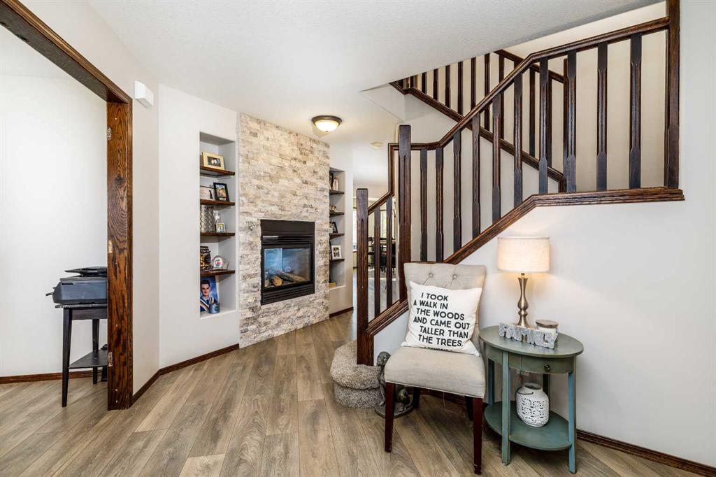 Fifth View of 73 Lanterman Close , Lonsdale, Red Deer, Alberta, T4R 3N3