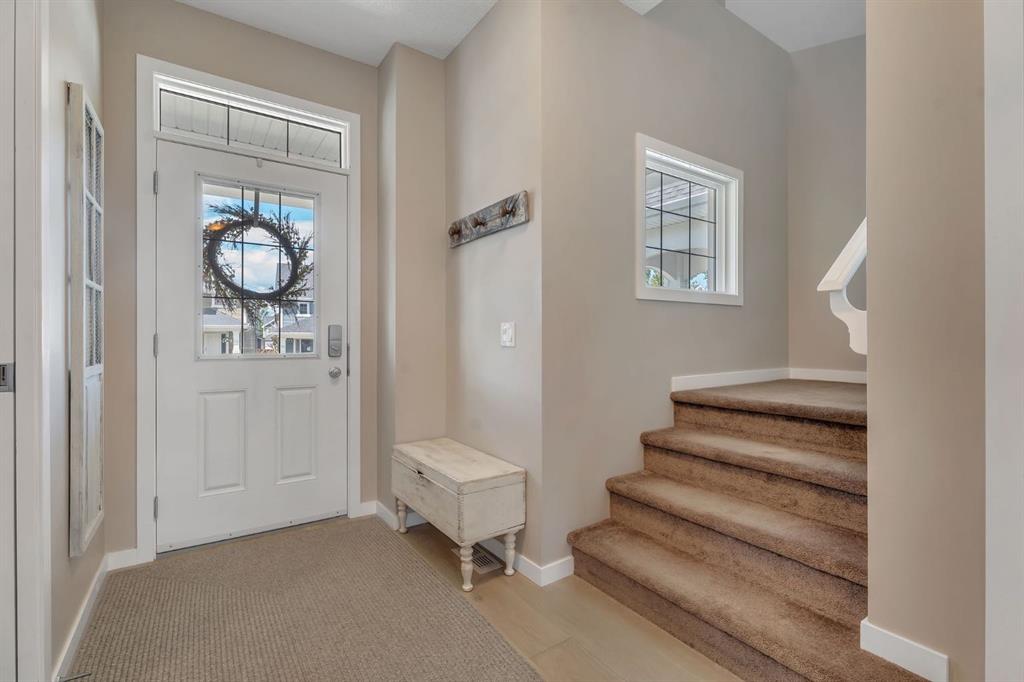 Fifth View of 27 River Heights Crescent , River Heights, Cochrane, Alberta, T4C 0J3