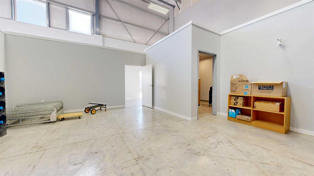 Fifth View of 20, 3493 6 Avenue N, Shackleford Industrial Park, Lethbridge, Alberta, T1H5C1