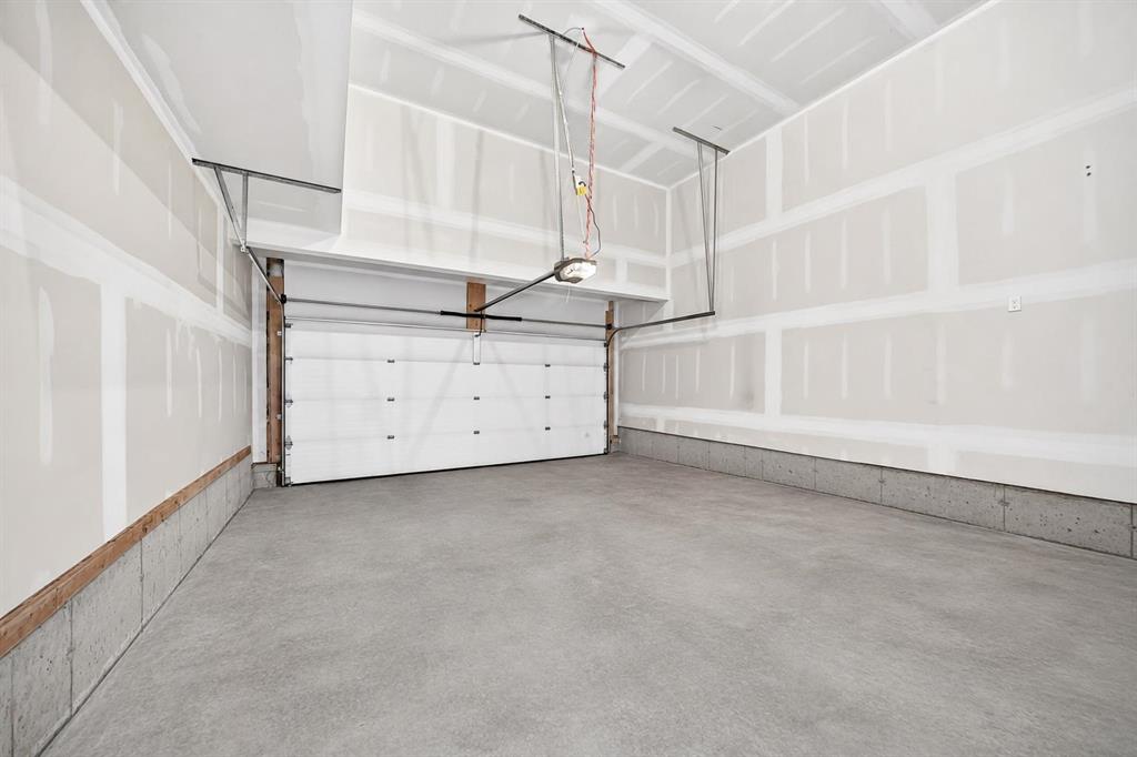 Fourth View of 110 Crestbrook Way SW, Crestmont, Calgary, Alberta, T3B 6H1