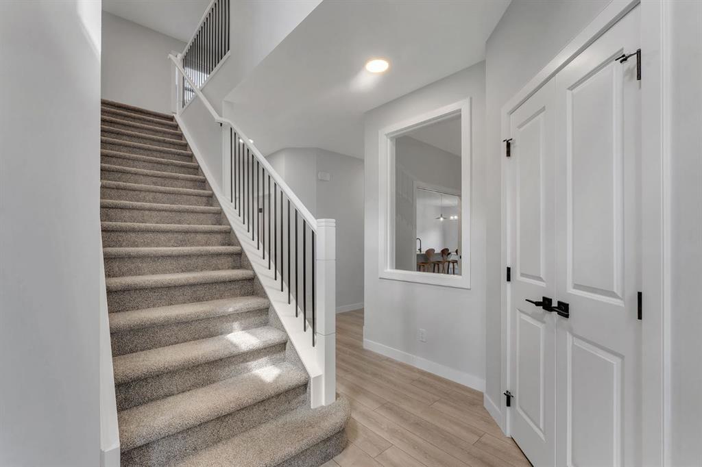 Fifth View of 720 Midtown Drive SW, Midtown, Airdrie, Alberta, T4B 4K5