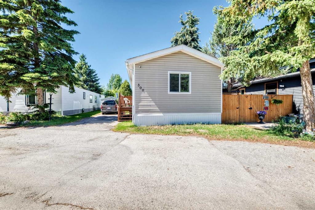 Third View of 300, 3223 83 Street NW, Greenwood/Greenbriar, Calgary, Alberta, T3B 5N7
