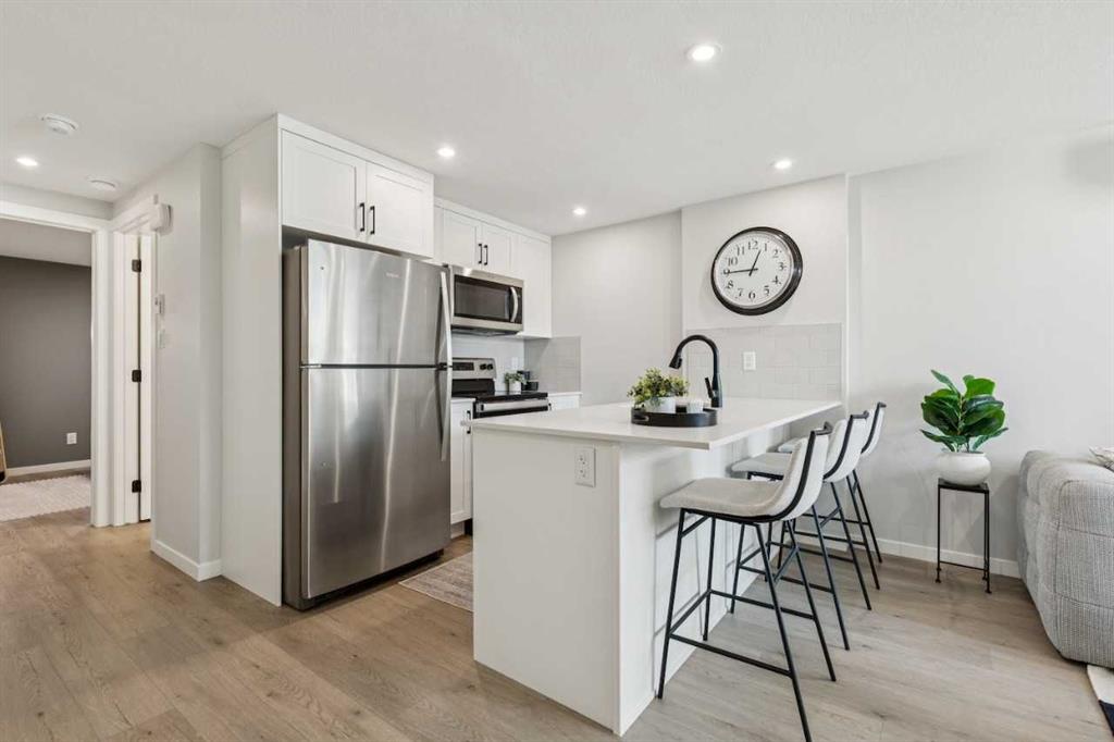 Fourth View of 105, 155 Crimson Ridge Place NW, Haskayne, Calgary, Alberta, T3L 2M4