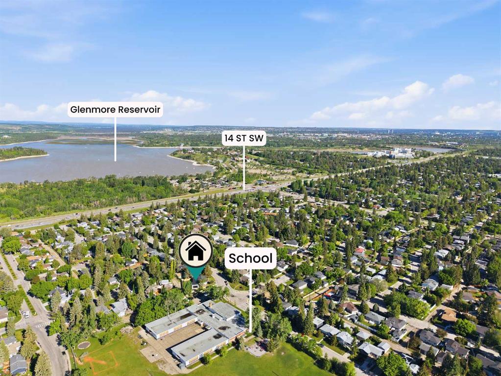 Fourth View of 1303 87 Avenue SW, Haysboro, Calgary, Alberta, T2V 0W2