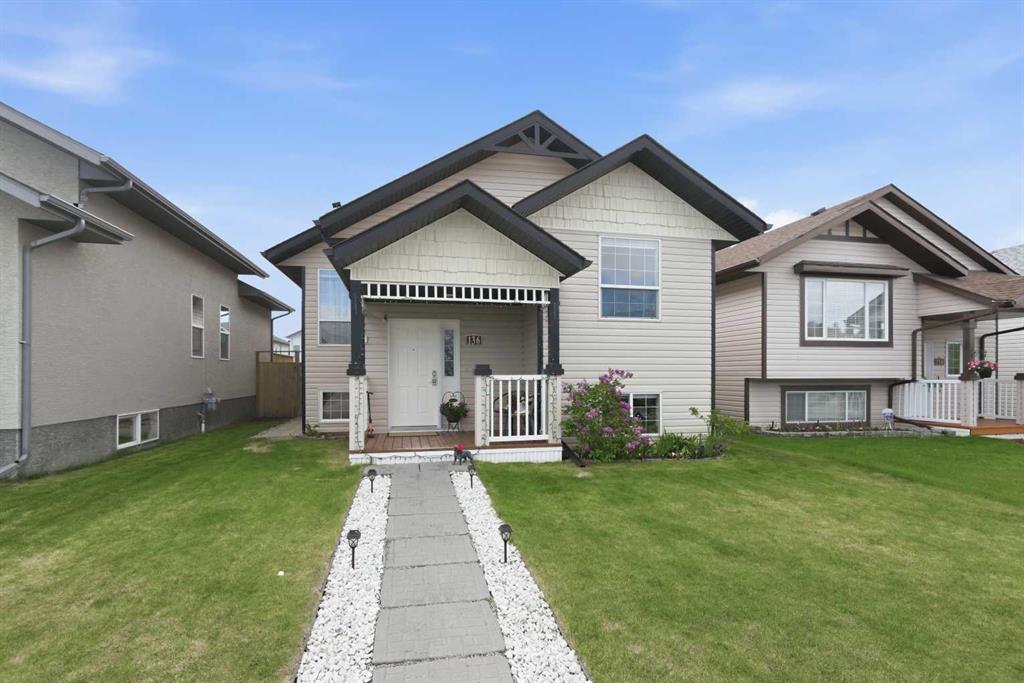 Third View of 136 Lanterman Close , Lonsdale, Red Deer, Alberta, T4N 3N8