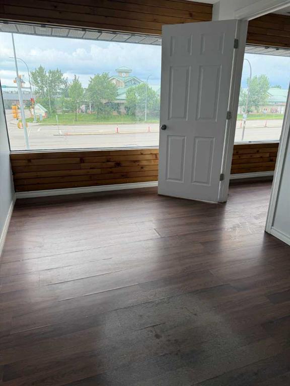 Fifth View of 212, 9823 116 Avenue , VLA Montrose, Grande Prairie, Alberta, T8V4B4