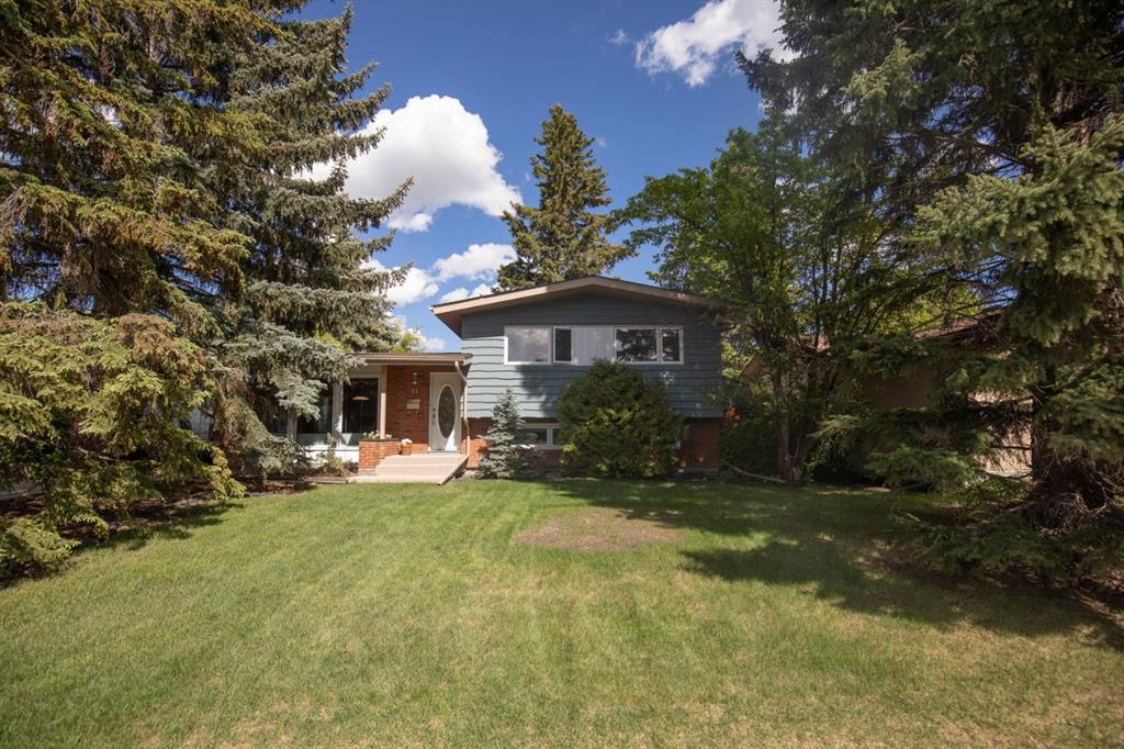 11 McCune Avenue , A2319310, Alberta,