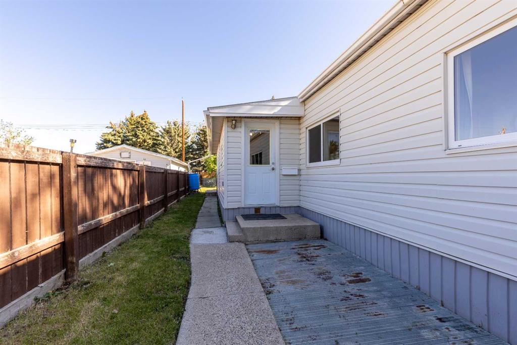 Fifth View of 321 Noble Street , NONE, Barons, Alberta, T0L 0G0