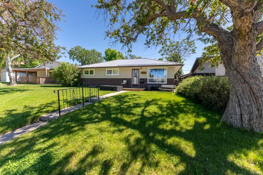 Fourth View of 2206 5A Avenue N, Westminster, Lethbridge, Alberta, T1H 0R5