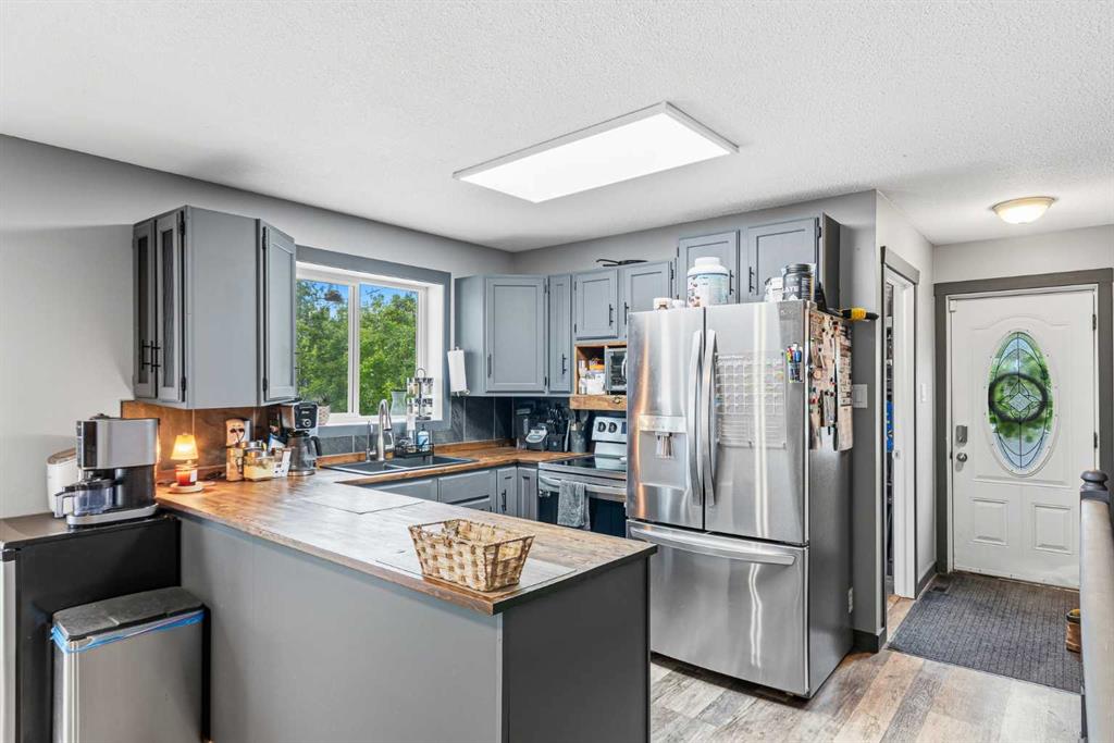 Fourth View of 207 7 Avenue , NONE, Paradise Hill, Saskatchewan, S0M 2G0