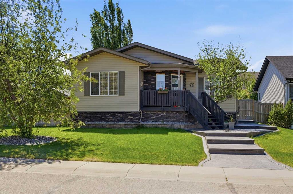 66 Pondside Crescent , A2319348, Alberta,