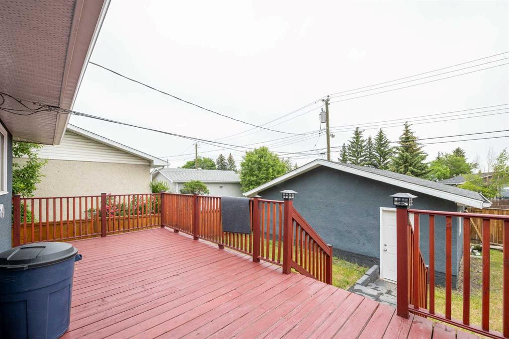 Fourth View of 6036 4 Street NE, Thorncliffe, Calgary, Alberta, T2K 1K2