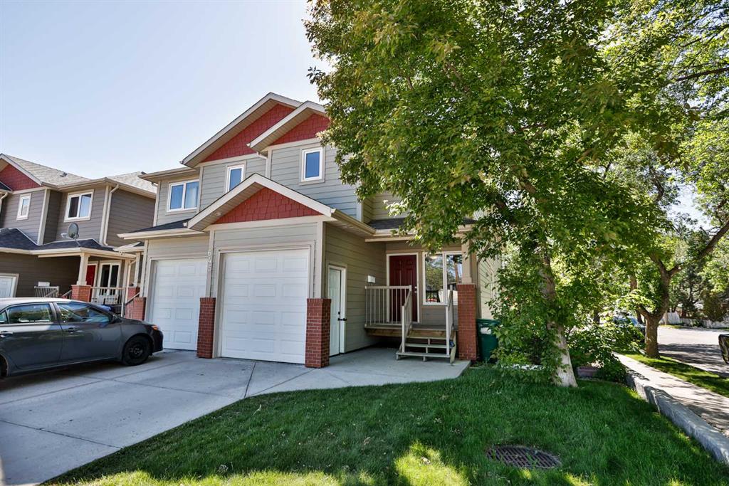645 12 A Street N, A2319388, Alberta,