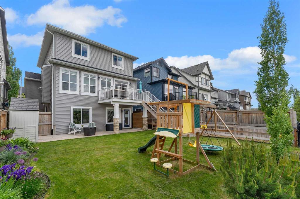 Third View of 347 Hillcrest Heights SW, Hillcrest, Airdrie, Alberta, T4B 4C1