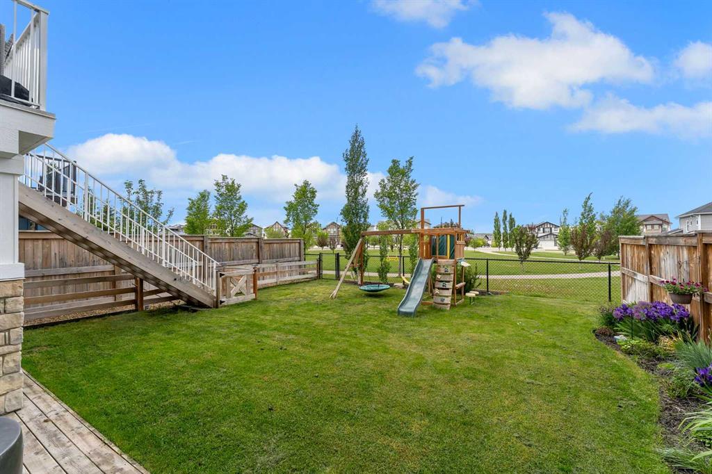 Fourth View of 347 Hillcrest Heights SW, Hillcrest, Airdrie, Alberta, T4B 4C1