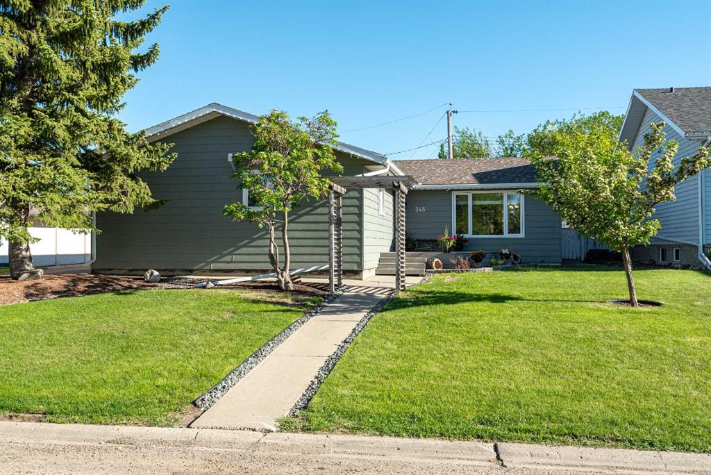 345 9 Street SE, A2319392, Alberta,