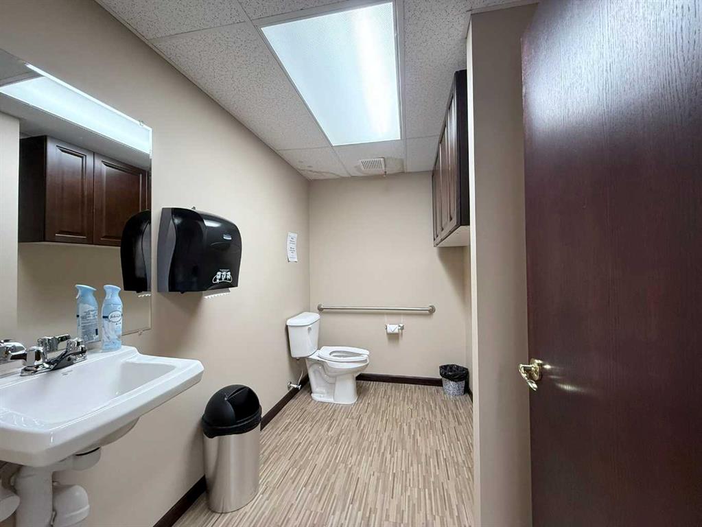 Fifth View of 107, 9824 97 Avenue , Central Business District, Grande Prairie, Alberta, T8V 7K2